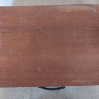 Стар дървен куфар от СОЦ-а