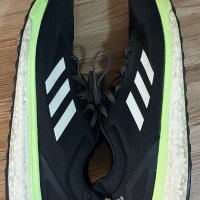 Маратонки за бягане Adidas 45 1/2, снимка 5 - Маратонки - 38974909