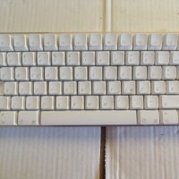 Клавиатура Apple A1016 Wireless Bluetooth Keyboard White w/ Number Pad EMC 1937, снимка 2 - Клавиатури и мишки - 42242081