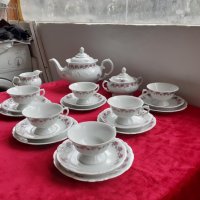 Разкошен порцеланов сервиз за чай -Полша- пълен комплект, снимка 1 - Антикварни и старинни предмети - 35882439