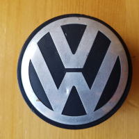 Оригинална капачка за джанта VW, снимка 2 - Аксесоари и консумативи - 36238873