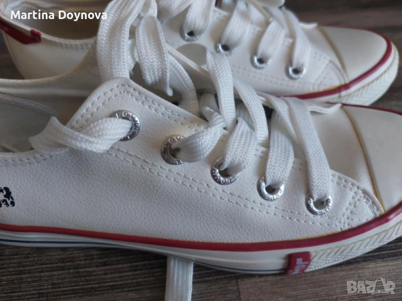 Дамски кожени кецове Levi's номер 39, снимка 1