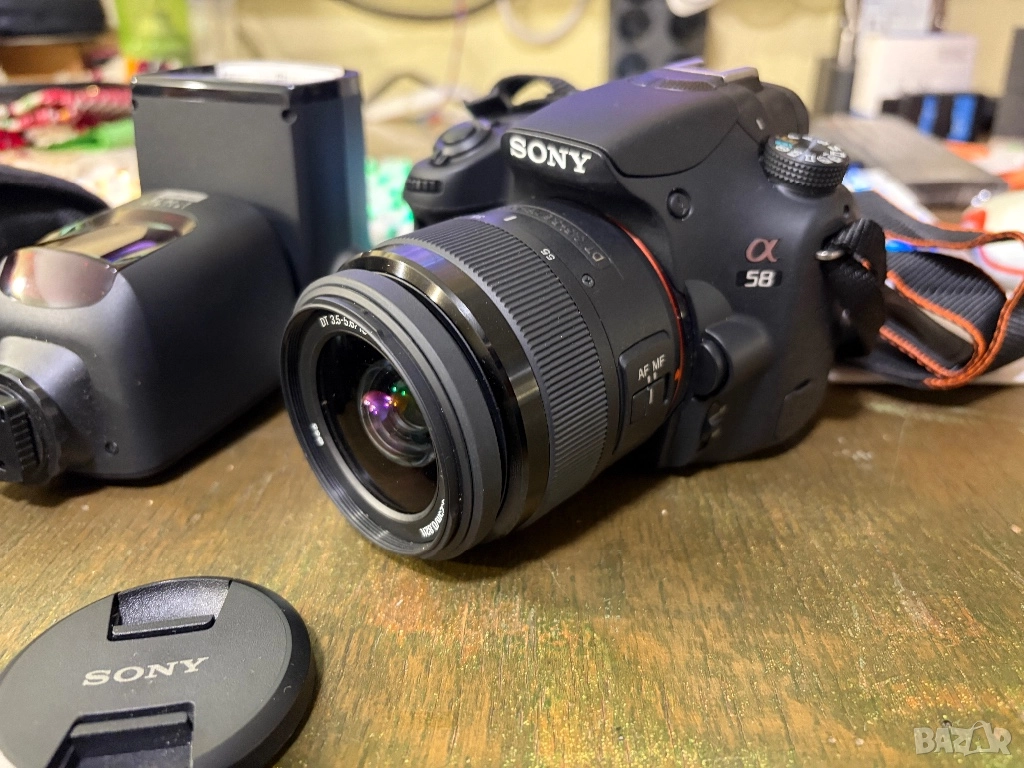 Sony Alpha 58 DSLR + Metz 52 AF-1, снимка 1