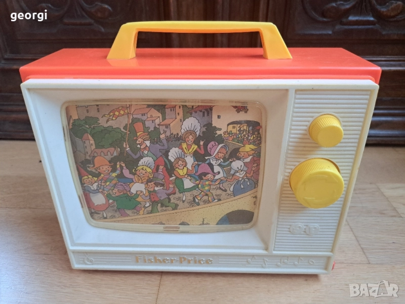ретро английска детска музикална играчка телевизор Fisher price , снимка 1