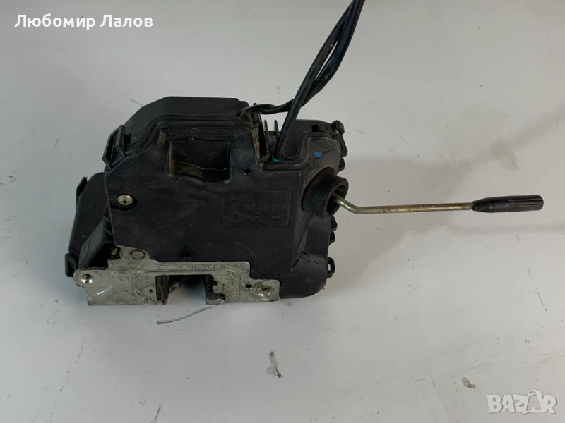 Предна дясна брава Mercedes-Benz C-class W203 (00-04)г. 2037200435, снимка 1