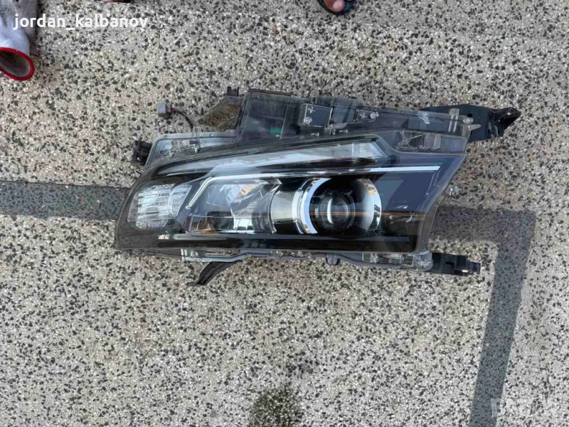 Ляв фар KOITO за Тойота Ланд Крузер Toyota Land Cruiser FJ150 Prado само за 1200лв. 81185-60N20, снимка 1