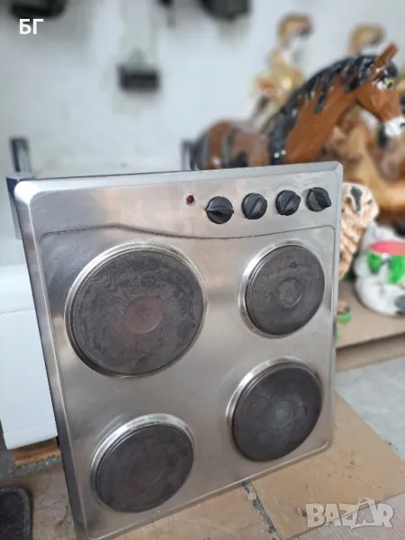 Плот за вграждане Whirlpool 
4 Котлона , снимка 1