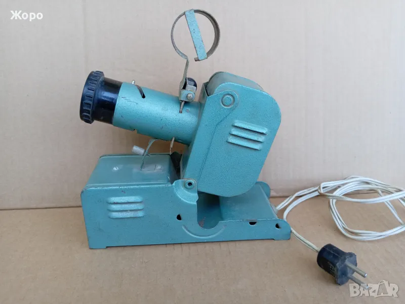 прожекционен апарат за филмчета приказки 70те, снимка 1