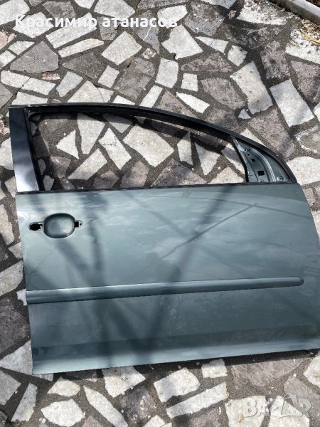 Врата Предна дясна за vw голф 5.1К4831604, снимка 1