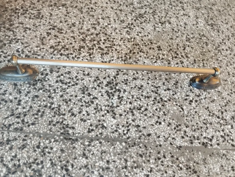 Ретро закачалка за хавлия, снимка 1