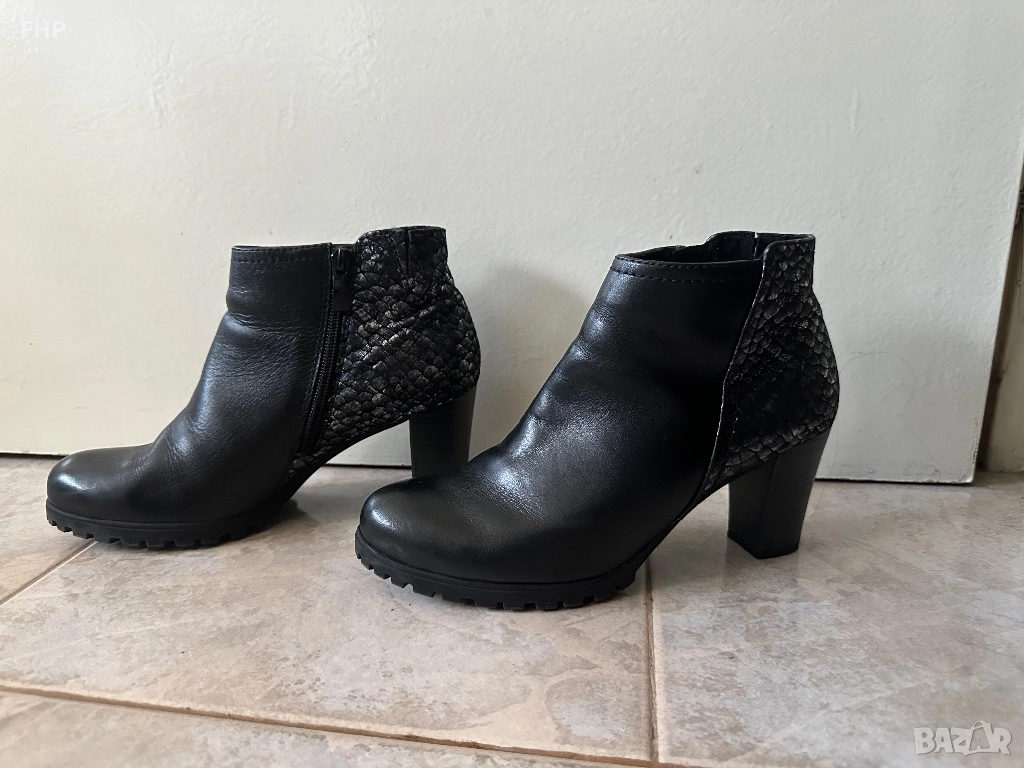 Дамски елегантни боти Caprice, снимка 1