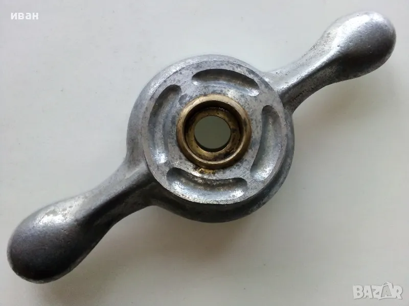 Затварачка за буркани и шишета., снимка 1