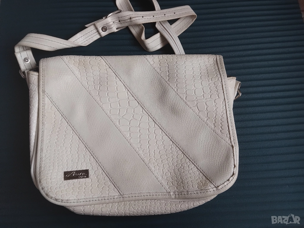 Ретро дамска чанта на емблематичната българска фирма Lada / Лада София, снимка 1