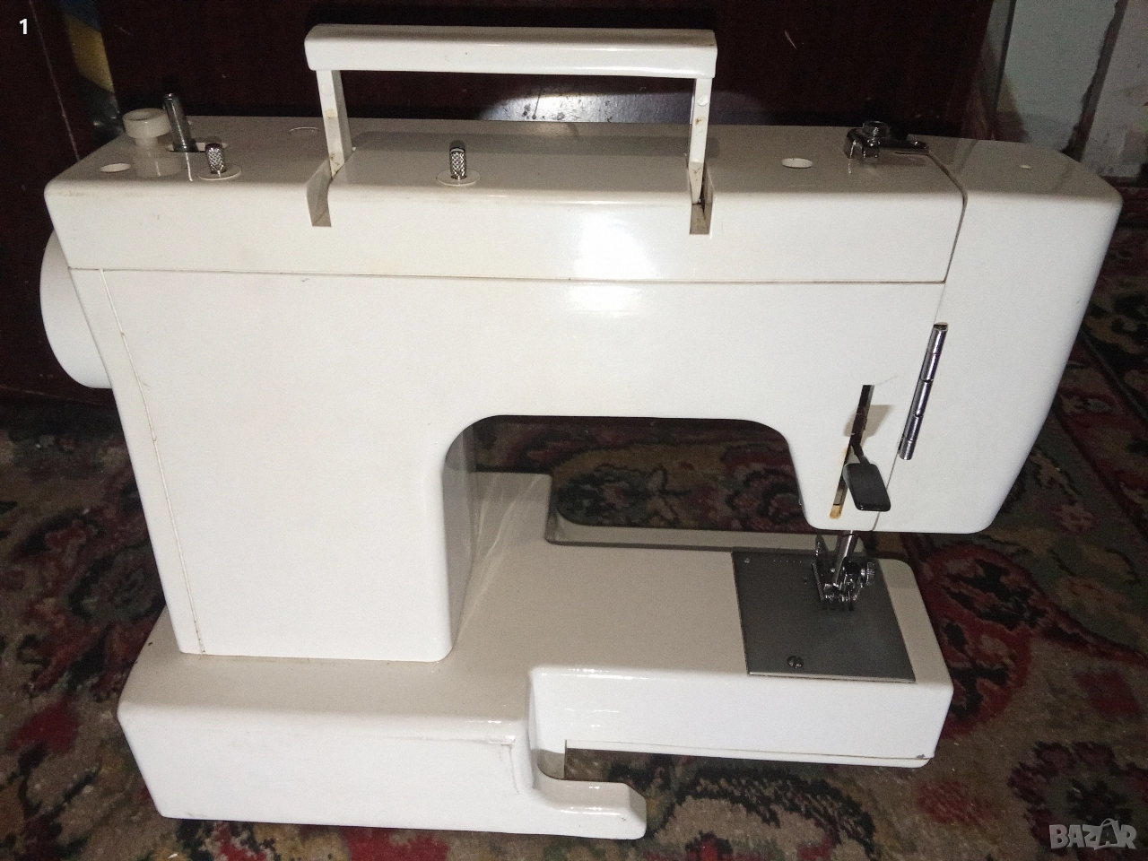 Шевна машина Victoria, снимка 1