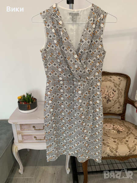 Kрасива рокля в размер XS, снимка 1