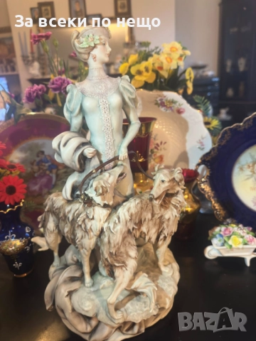 “Florence”Figurine Lady With Greyhounds Код P1740, снимка 11 - Декорация за дома - 52980439