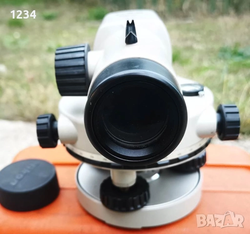 Японски оптичен автоматичен нивелир NIKON AZ-1 калиброван 22x, снимка 4 - Измервателни инструменти - 52058569