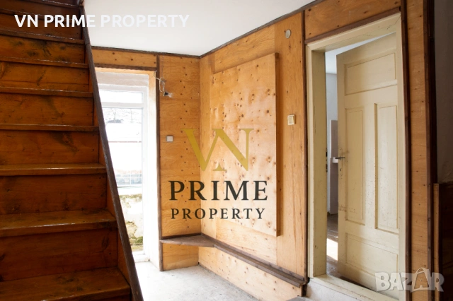 Триетажна масивна каменнa къща в с. Забърдо - 60 000 €, снимка 3 - Къщи - 53576286