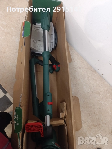 Акумулаторен тример за трева BOSCH Universal GrassCut 18V-260, снимка 2 - Градинска техника - 52555363