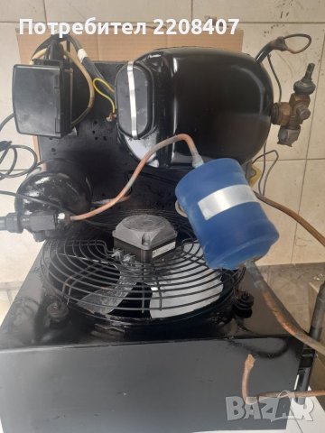 Професионален хладилник , снимка 9 - Хладилни витрини и фризери - 41211563