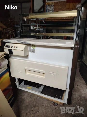 Хладилна витрина , снимка 2 - Хладилни витрини и фризери - 53204090