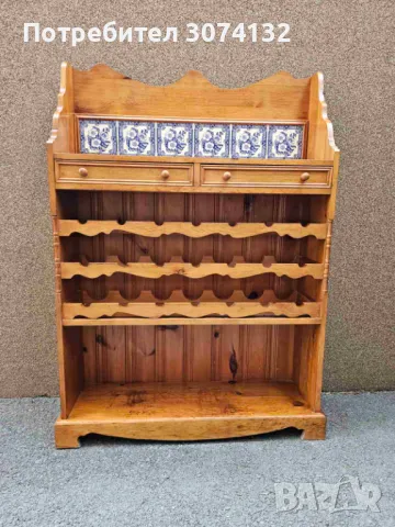 Шкаф за вино изработен изцяло от дърво