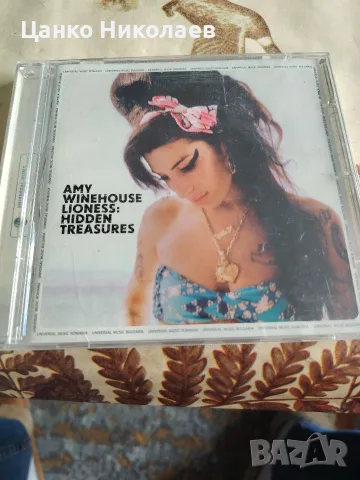 Продавам нов СД диск на Amy Winehouse