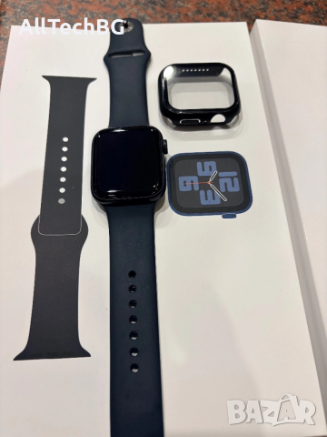 Часовник Apple Watch SE (Gen 2) 44mm, снимка 3 - Смарт гривни - 52641720