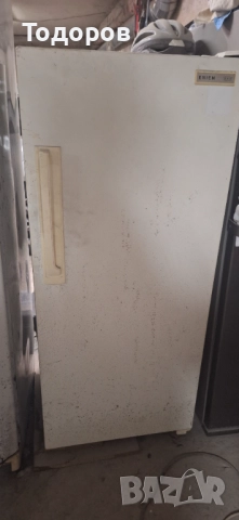 Вертикален фризер - 2 броя, 140см и 170см, снимка 4 - Фризери - 52907109