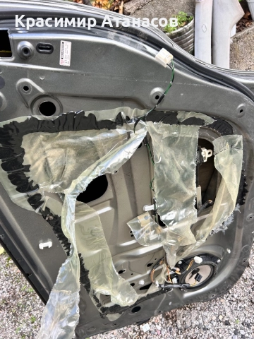 Врата задна дясна за Тойота корола версо. 2004-2008г, снимка 4 - Части - 52512882