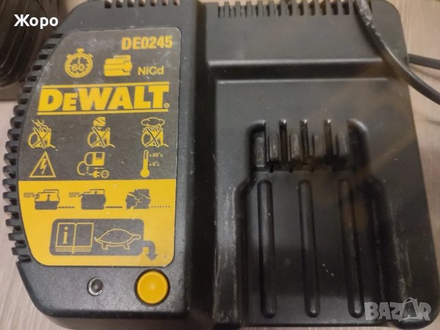 Саблен трион DEWALT DW 008, снимка 7 - Други инструменти - 48721737