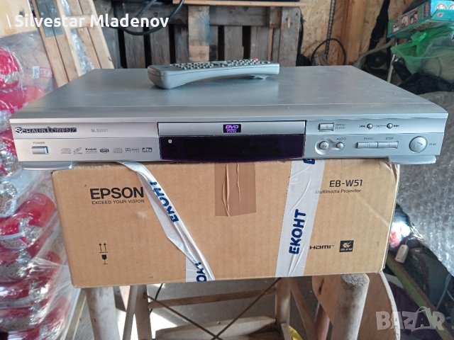 Dvd плеър Schaub Lorenz sld-2001, снимка 3 - Плейъри, домашно кино, прожектори - 44144037