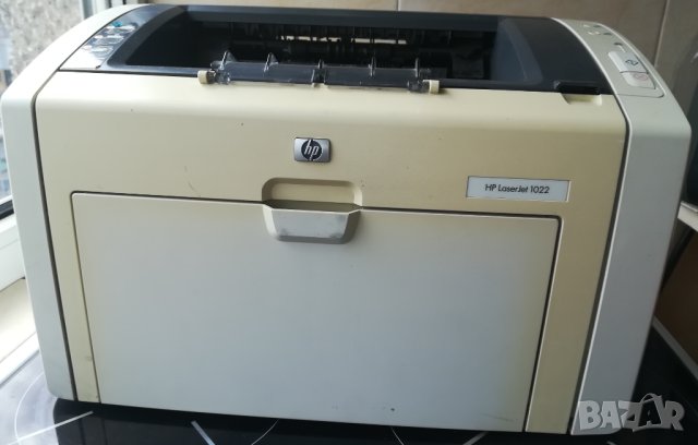 Продавам лазерен принтер HP Laser Jet P1022
