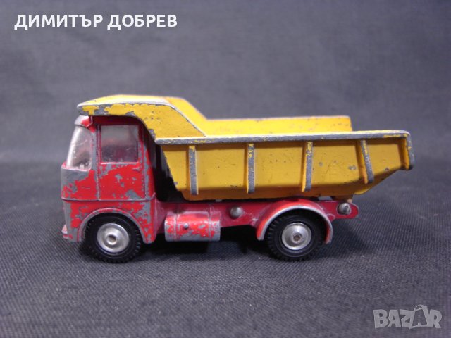 СТАРА РЕТРО МЕТАЛНА КОЛИЧКА КАМИОН E.R.F. CORGI TOYS, снимка 2 - Колекции - 41910317