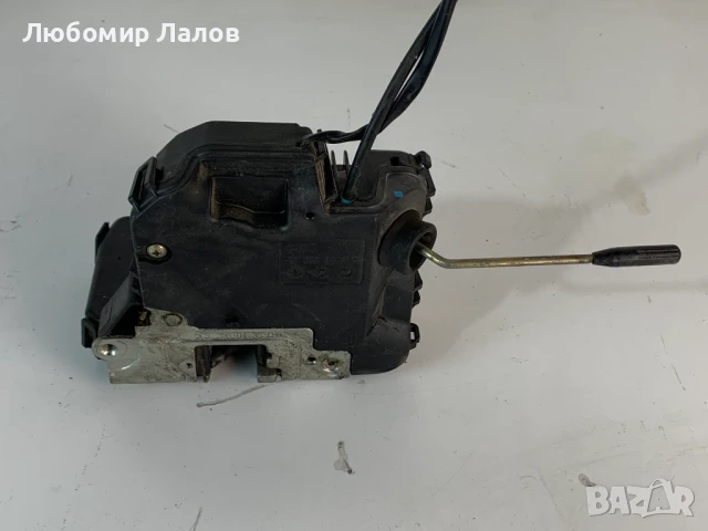 Предна дясна брава Mercedes-Benz C-class W203 (00-04)г. 2037200435