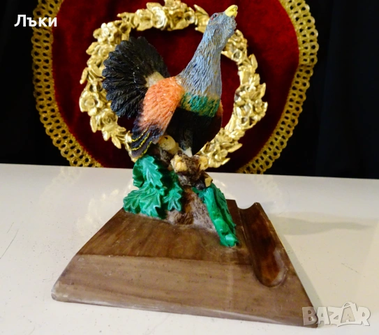 Порцеланова фигура Глухар,поставка за пура,лого на бира Hasseröder, снимка 4 - Антикварни и старинни предмети - 53066932