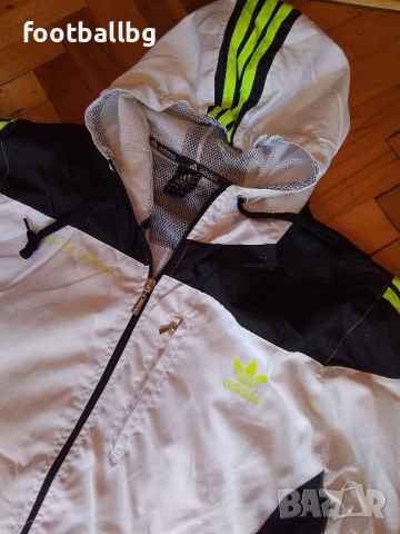 Ветровка Адидас мъжка пролетна 🔝🔝размер L , снимка 2 - Спортни дрехи, екипи - 44819676
