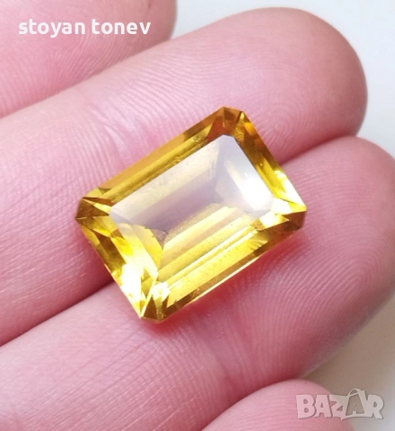 Рядък голям 15.39кт естествен жълт цитрин – VVS чистота, емералд кът, Африка! Нов!