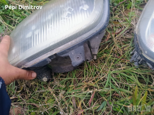 Фарове за за Renault Clio II Hatchback (09.1998 - 09.2005), снимка 2 - Части - 51982547