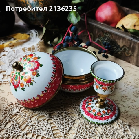 Кутии емайлирани и свещник , снимка 3 - Антикварни и старинни предмети - 51985355