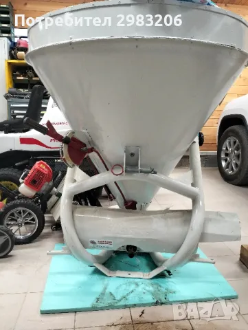 сеялка за трактор за разпръскване на сол и тор, снимка 2 - Селскостопанска техника - 47984533