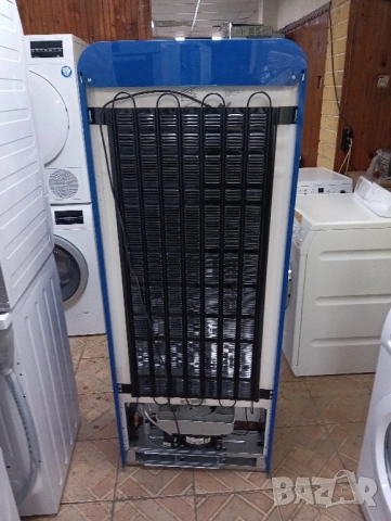 Син хладилник с вътрешна камера ретро дизайн Smeg 2 години гаранция!, снимка 3 - Хладилници - 52396517