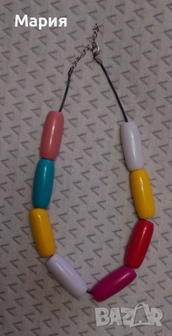 Цветен гердан, снимка 3 - Колиета, медальони, синджири - 53737970