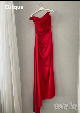 ⭐️Дълги сатенени рокли с цепка