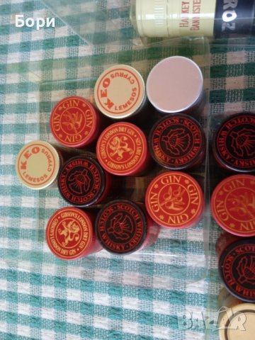 Стари капачки неупотребявани 70бр, снимка 2 - Други ценни предмети - 41769441