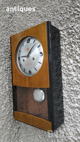 Продавам стар стенен часовник - 555 - Антика - 1960"г., снимка 3 - Антикварни и старинни предмети - 21184090