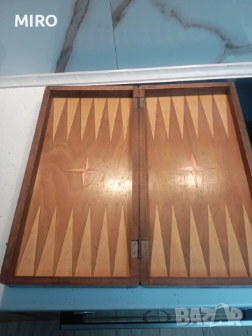 Стар Шах с бакелитови  фигури, снимка 10 - Шах и табла - 52631728