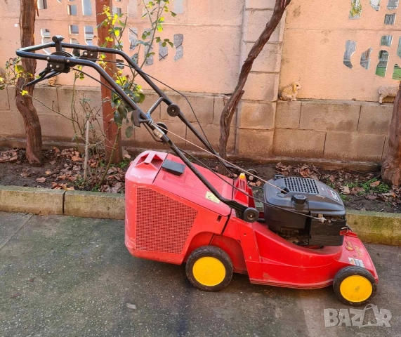 Косачка бензинова самоходна Briggs Stratton , снимка 2 - Градинска техника - 52740748