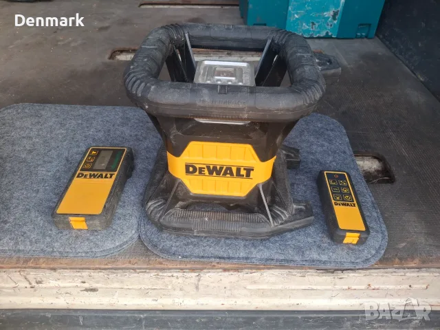 Ротационен лазерен нивелир DeWALT DCE79G