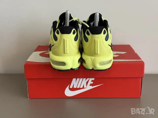 Маратонки Nike Air Max Plus Drift | 38,5, снимка 4 - Маратонки - 56204606